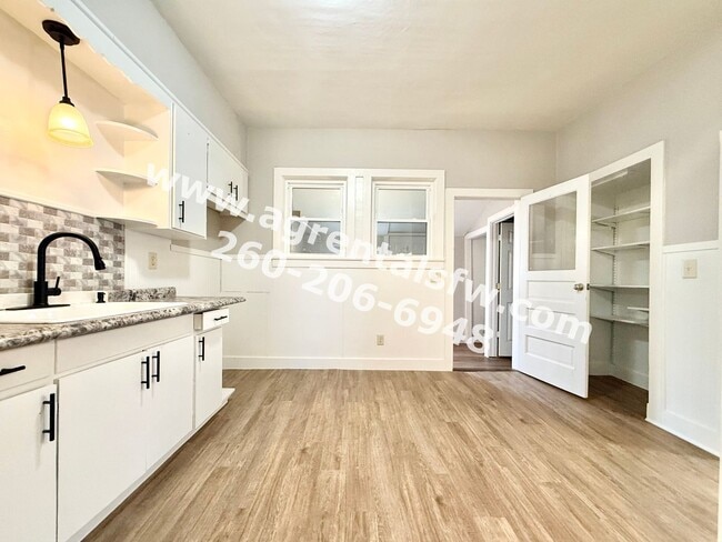 Photo - 615 S Jefferson St Unit 615 S Jefferson St