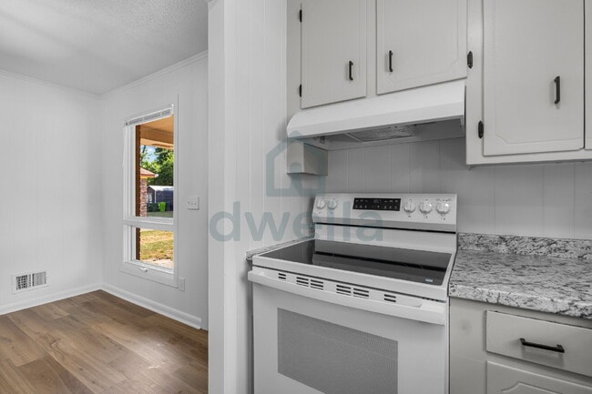 Photo - 3-Bedroom (1.5 Baths) Fully Renovated Rental Home in a PRIME Location! Only 6 minutes to Downtown...