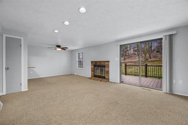 Photo - 1101 Timberglen Dr