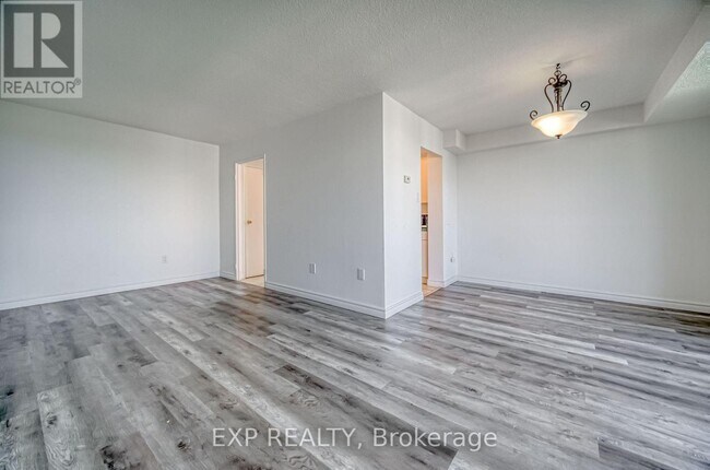 Photo - 10 Stonehill Ct Unit 1009