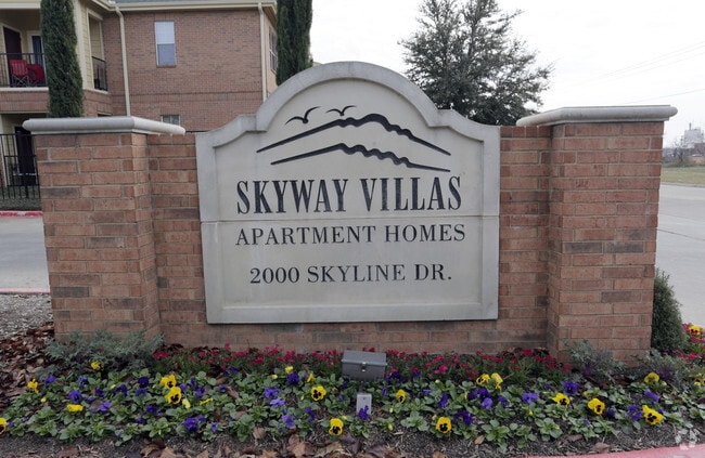 Photo - Skyway Villas