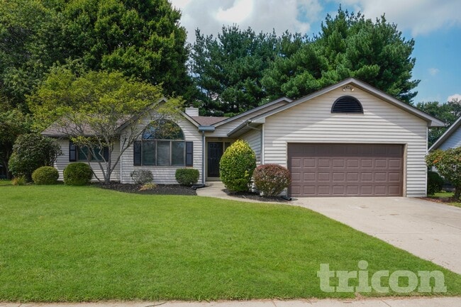 Building Photo - 3014 Silver Fox Dr