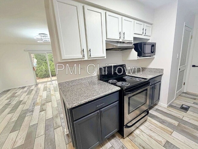 Photo - 440 Lear Ct