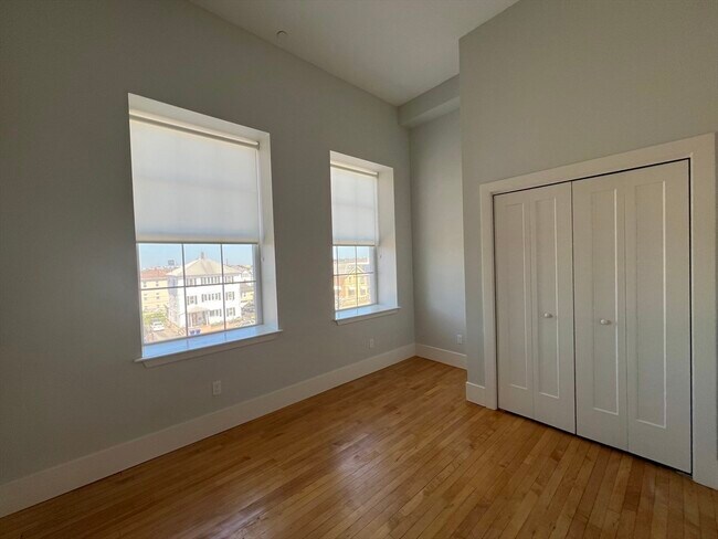 Photo - 34 St Joseph St Unit 27