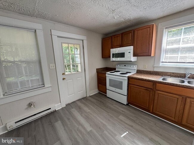 Photo - 516 Wyne Dr