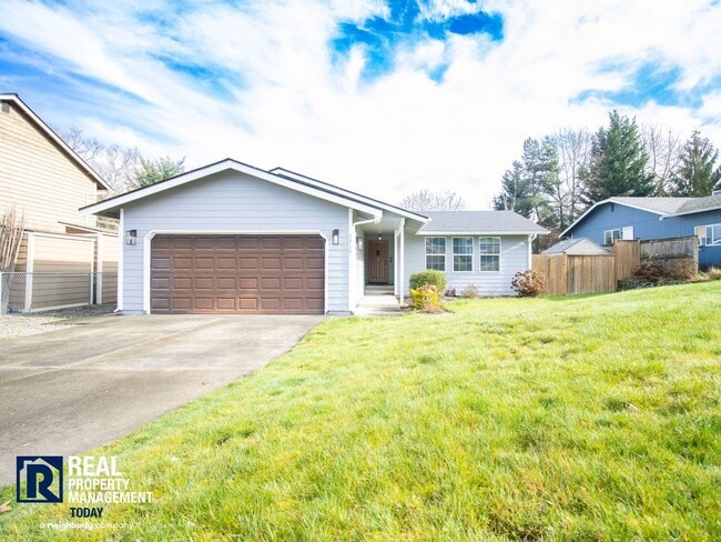 Building Photo - Charming 3-Bedroom Home with Fenced Yard & 2-Car Garage Near Downtown Puyallup!!
