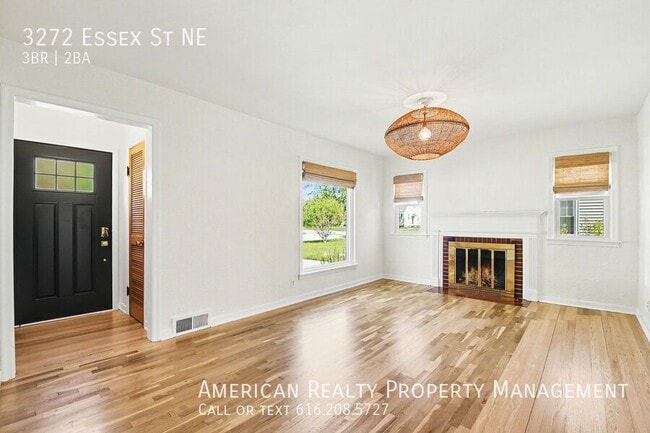 Photo - 3272 Essex St NE