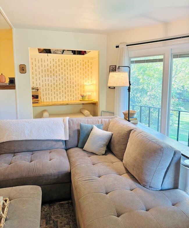 Photo - W170N11495 Armada Dr Unit 15