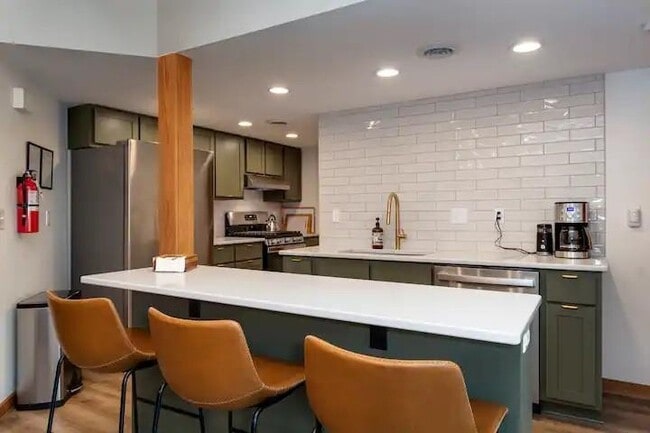 Photo - 6011 South Ct