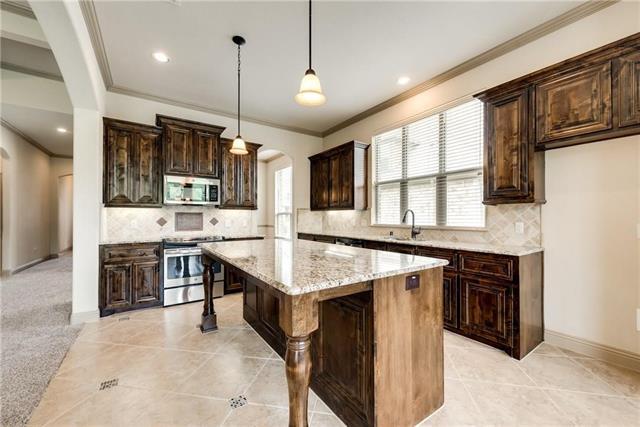 Photo - 1589 Trowbridge Cir