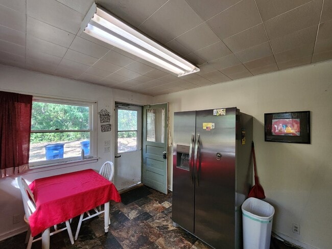 Photo - Furnished Cottage - short term through May...