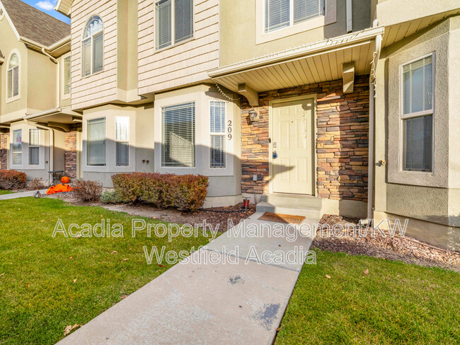 Photo - 209 Tamarak Cir Townhome