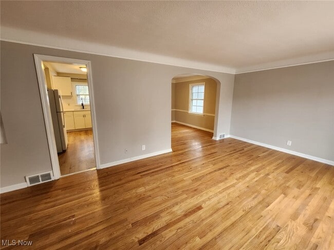 Photo - 1062 Argonne Rd