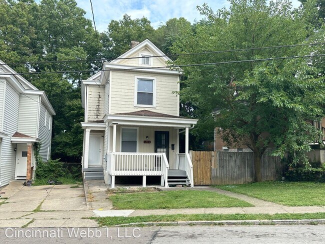 3 br, 2 bath House - 1270 Ross Ave - 3 br, 2 bath House - 1270 Ross Ave