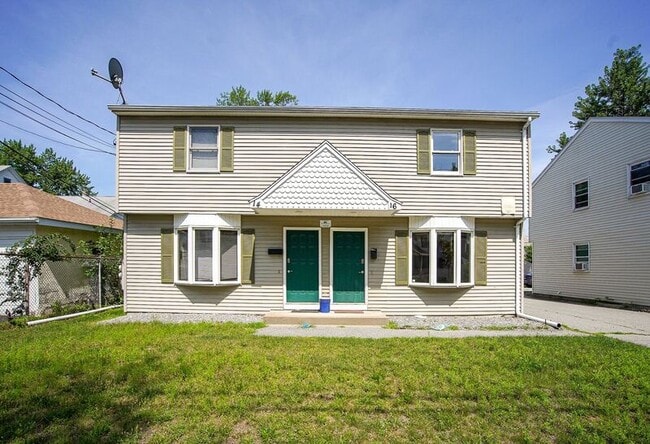 Building Photo - 16 Gold St Unit 16