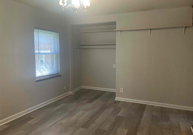 Photo - 960 Ludlow Ave Unidad 960-02