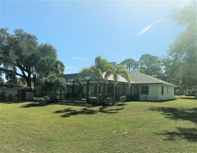 Photo - 705 Matland St