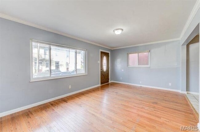 Photo - 125 Koeln Ave