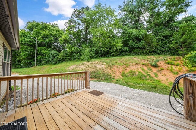 4815 Big Springs Rd
