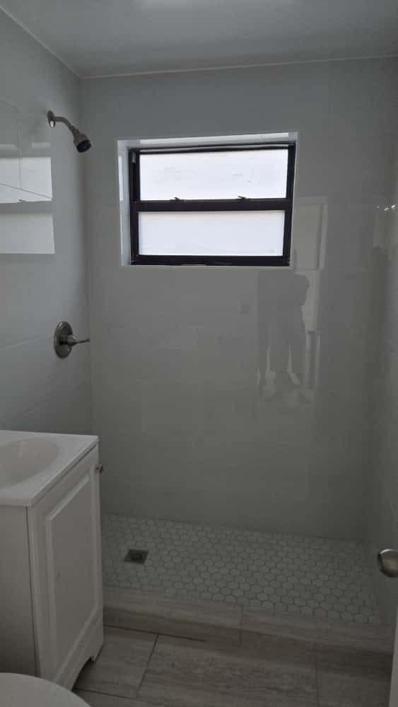 Photo - 212 NW 11th Ave