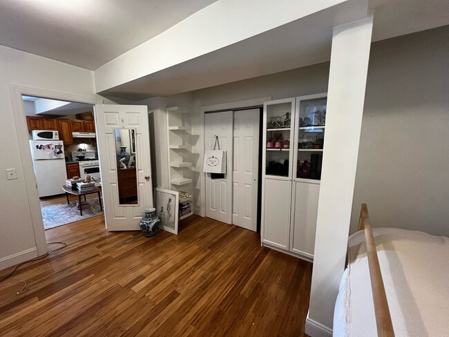 Building Photo - 3271 45th St Rental