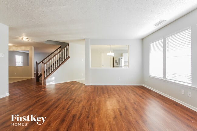 Photo - 2310 Amberleigh Dr