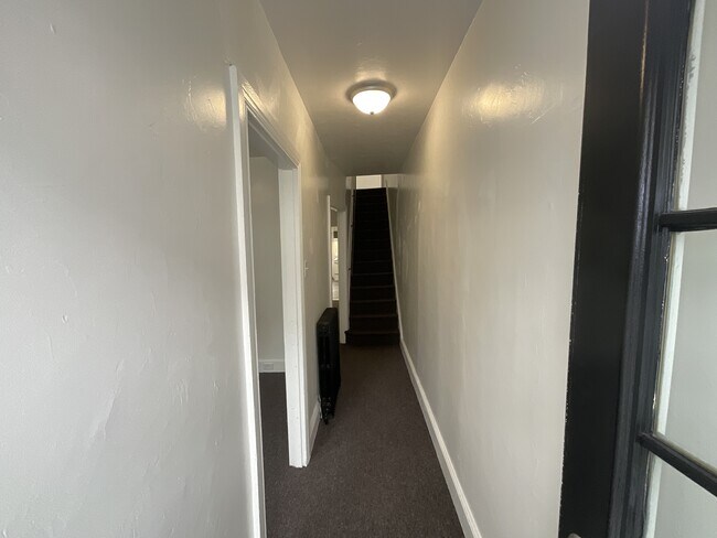 Photo - 650 W College Ave