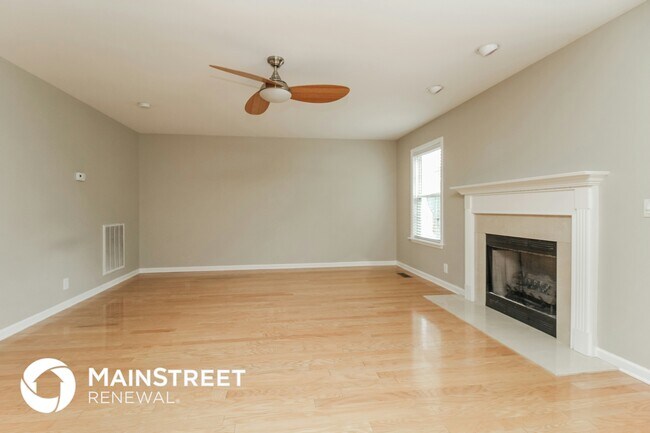 Photo - 2116 Camille Dr