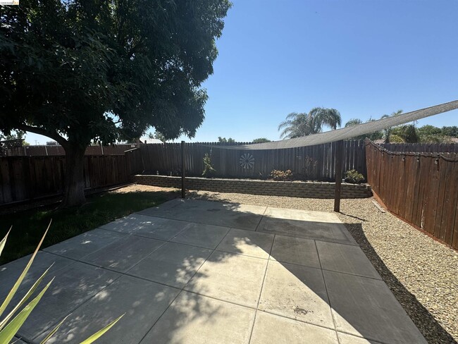 Photo - 239 Almondtree Ln