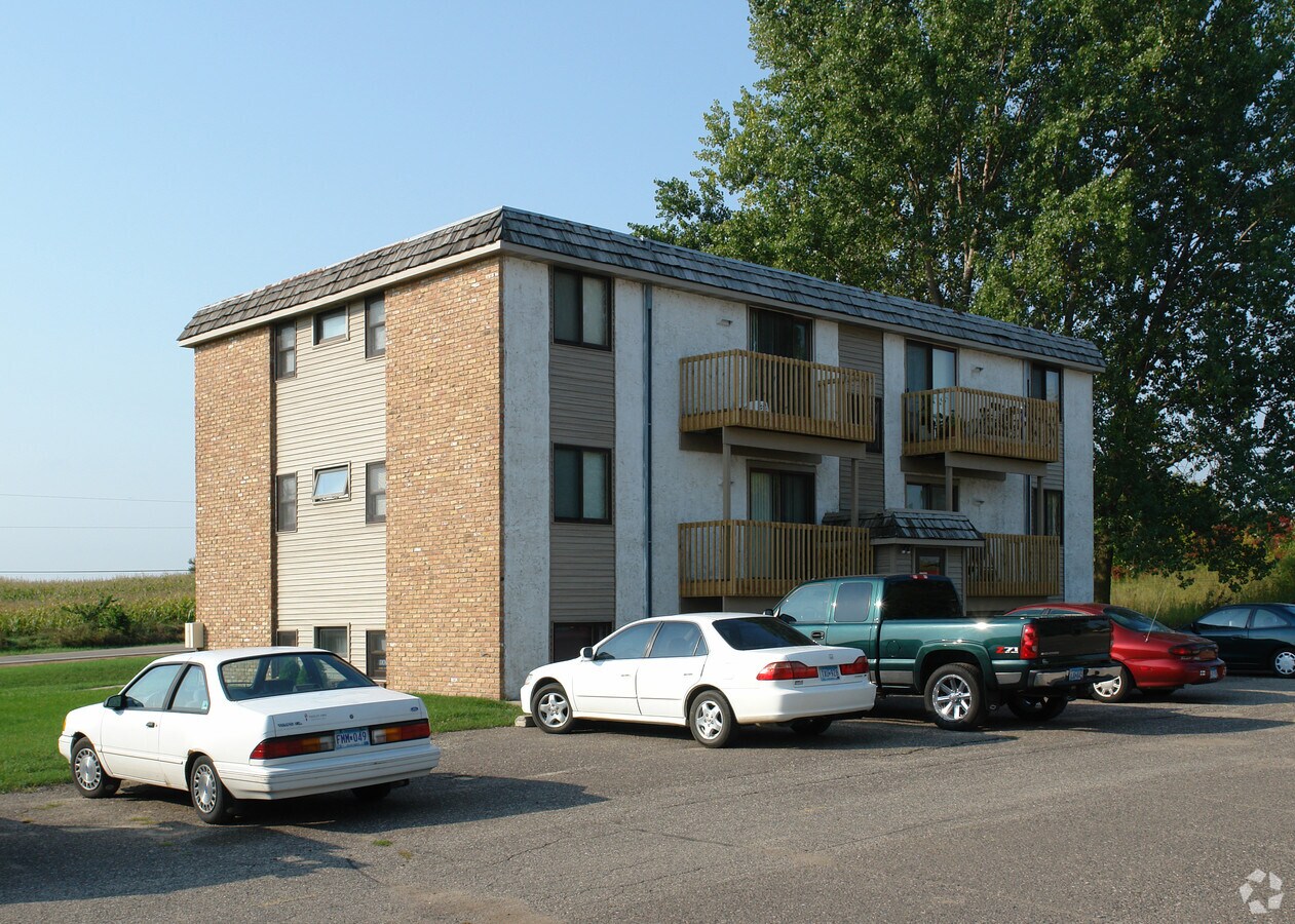 Photo - 972 Hamel Rd