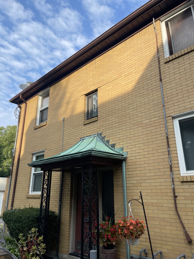 Photo - 1354 Amherst St Apartments Unit 2