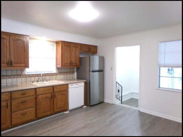 Photo - 204 Dobbs St
