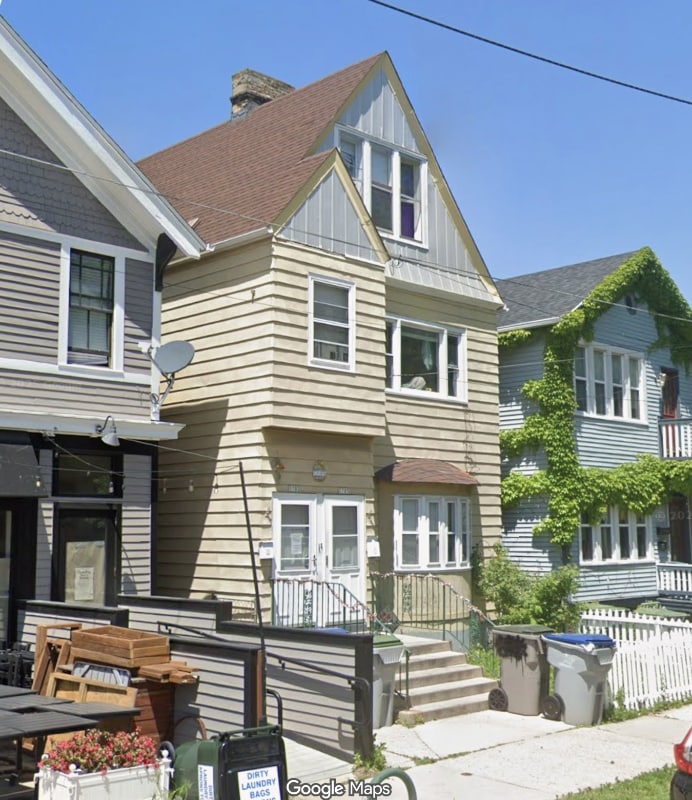 Photo - 1703 N Astor St Unidad upper