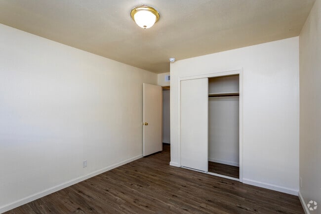 2BR, 1BA - 864SF - Second Bedroom - Garden East Apartments