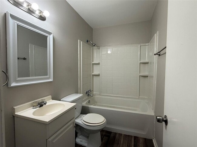 10124 Winkler Dr