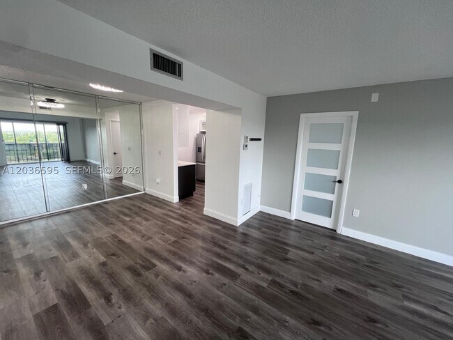 Photo - 4164 Inverrary Dr Unit 1004
