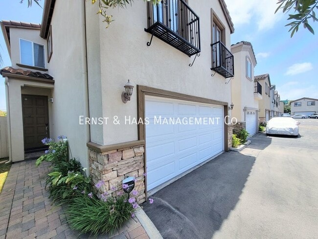 Photo - 15616 Firmona Ave