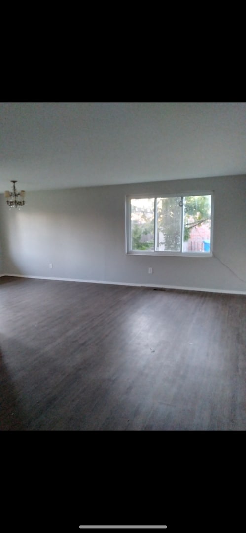 Building Photo - Check out this 3bdr, 2 bath ranch in Huber... Rental
