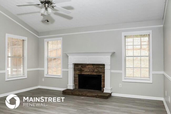 Photo - 180 Autumn Way