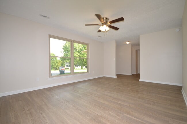 Photo - 9205 Foxtail Ct