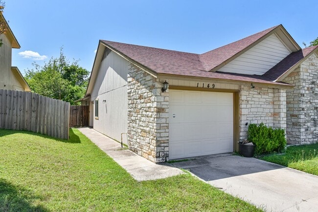 Photo - Cozy Living Awaits, 2BR/2BA Townhome with Fireplace Unit 1149 Royal Crest Dr