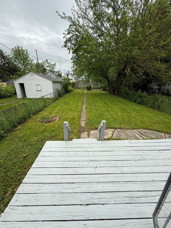 Photo - 3 Bed 1 Bath