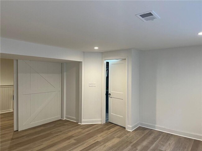 Photo - 305 Hembree Forest Cir Unit 2