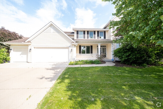 Building Photo - 4750 Merrimac Ct N Rental