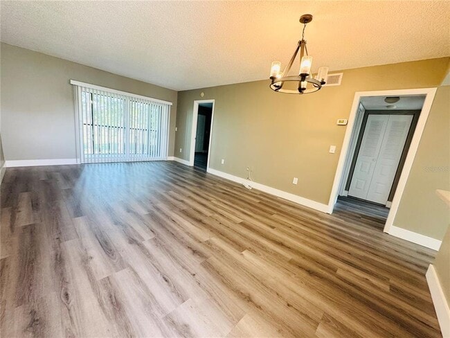 Photo - 106 Meadow Ln