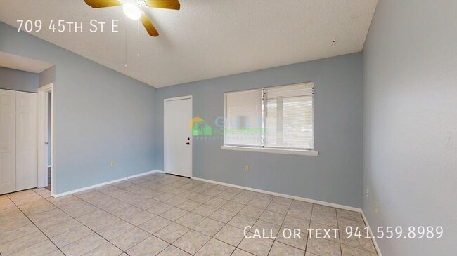 Photo - 709 45th St E