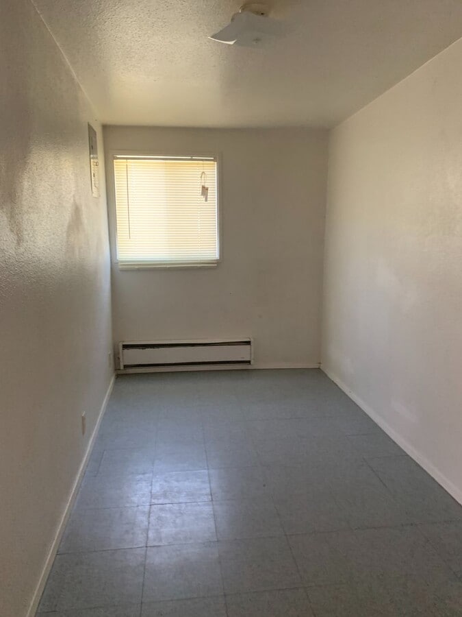 2 bedroom 1.5 bath duplex - 2 bedroom 1.5 bath duplex