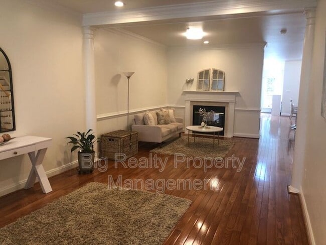 Photo - 141 Meadow View Ln