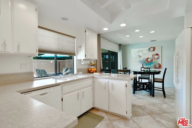 Photo - 73415 Royal Palm Dr