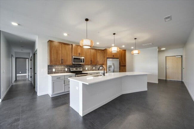 Photo - 201 E. Front